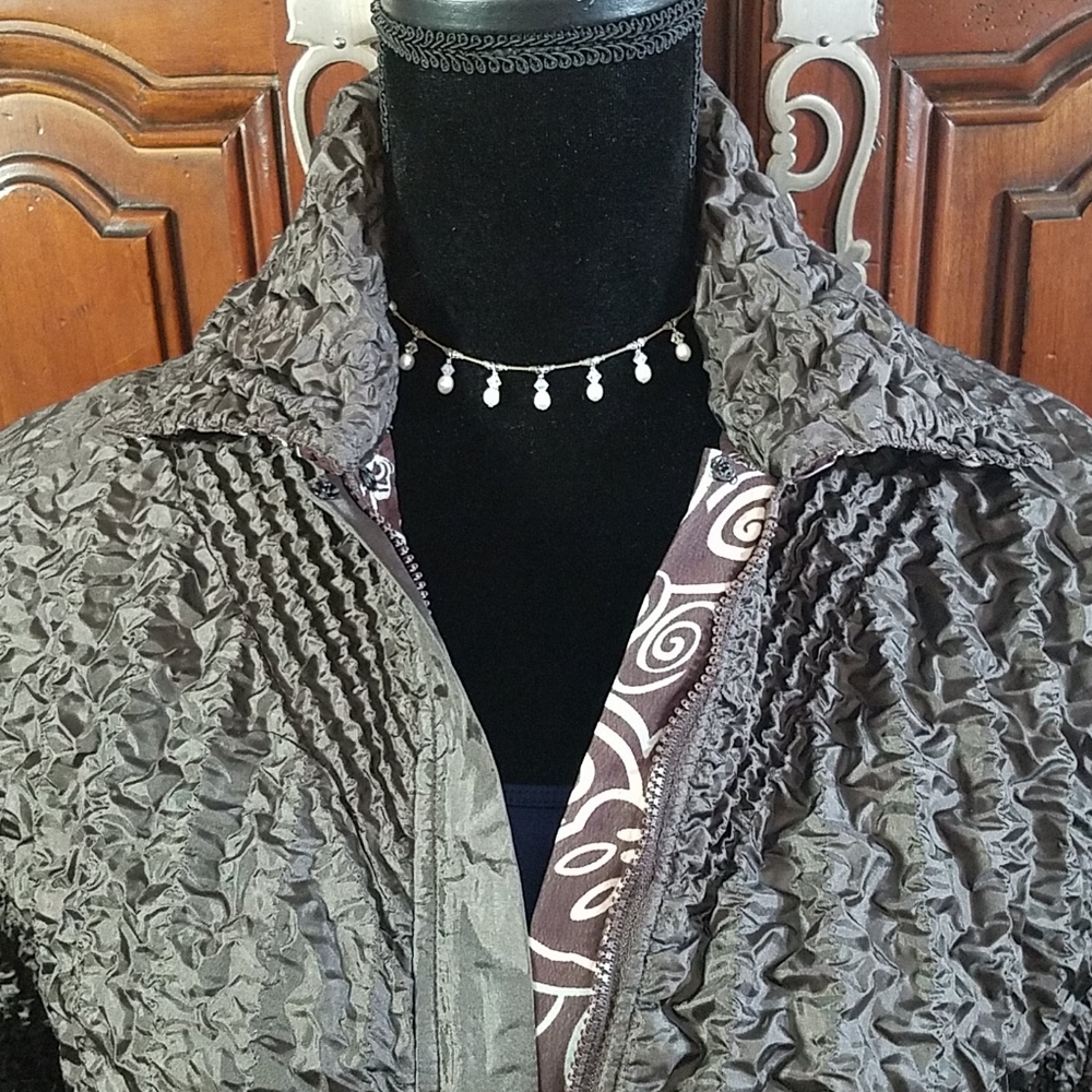 REVERSIBLE FALL JACKET